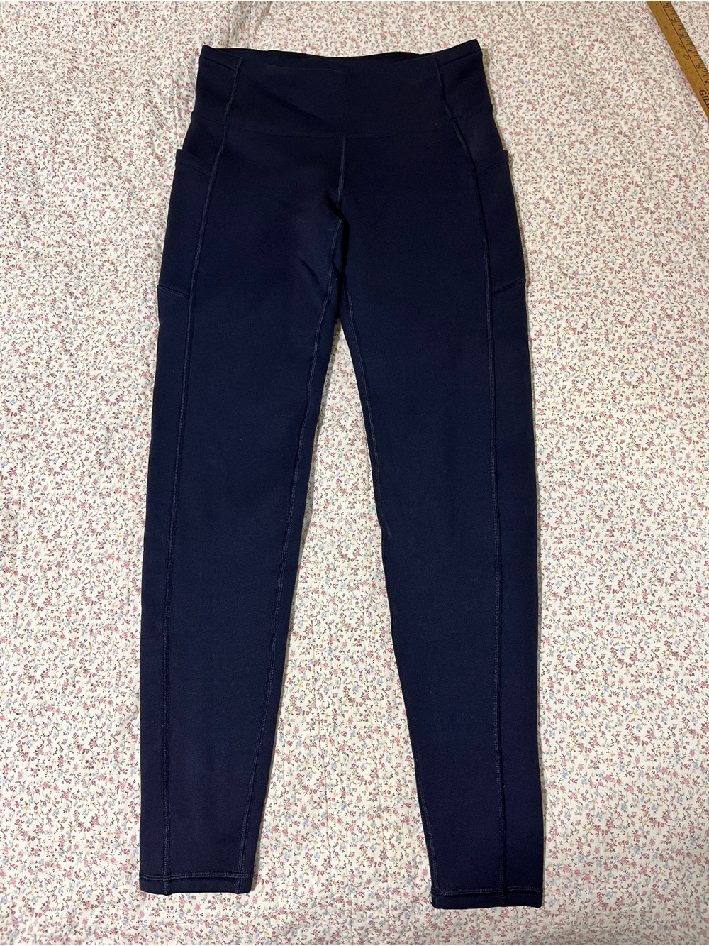 Athleta Altitude Stash Tight Navy polartec Powerstretch. Med
